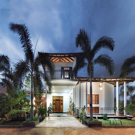 Gold Crown Residence Dambulla Exterior foto